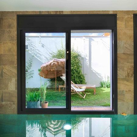 Апартаменты Loft Con Piscina Climatizada De Agua Salada Y Parking En El Centro De Figueres Фигерас Экстерьер фото