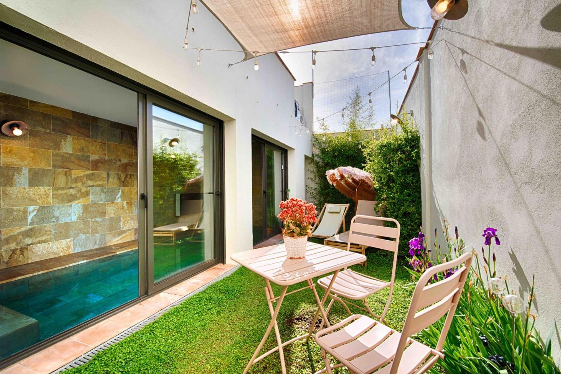 Апартаменты Loft Con Piscina Climatizada De Agua Salada Y Parking En El Centro De Figueres Фигерас Экстерьер фото